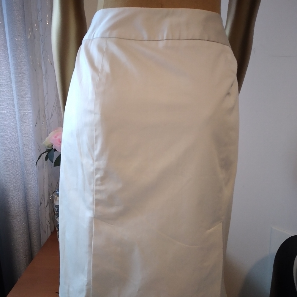 LOFT Off-White Midi Skirt